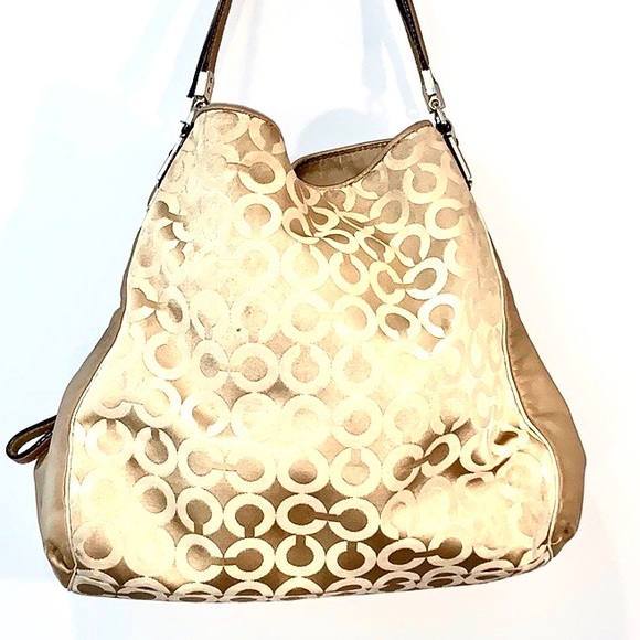 Coach purse - Picture 2 of 6